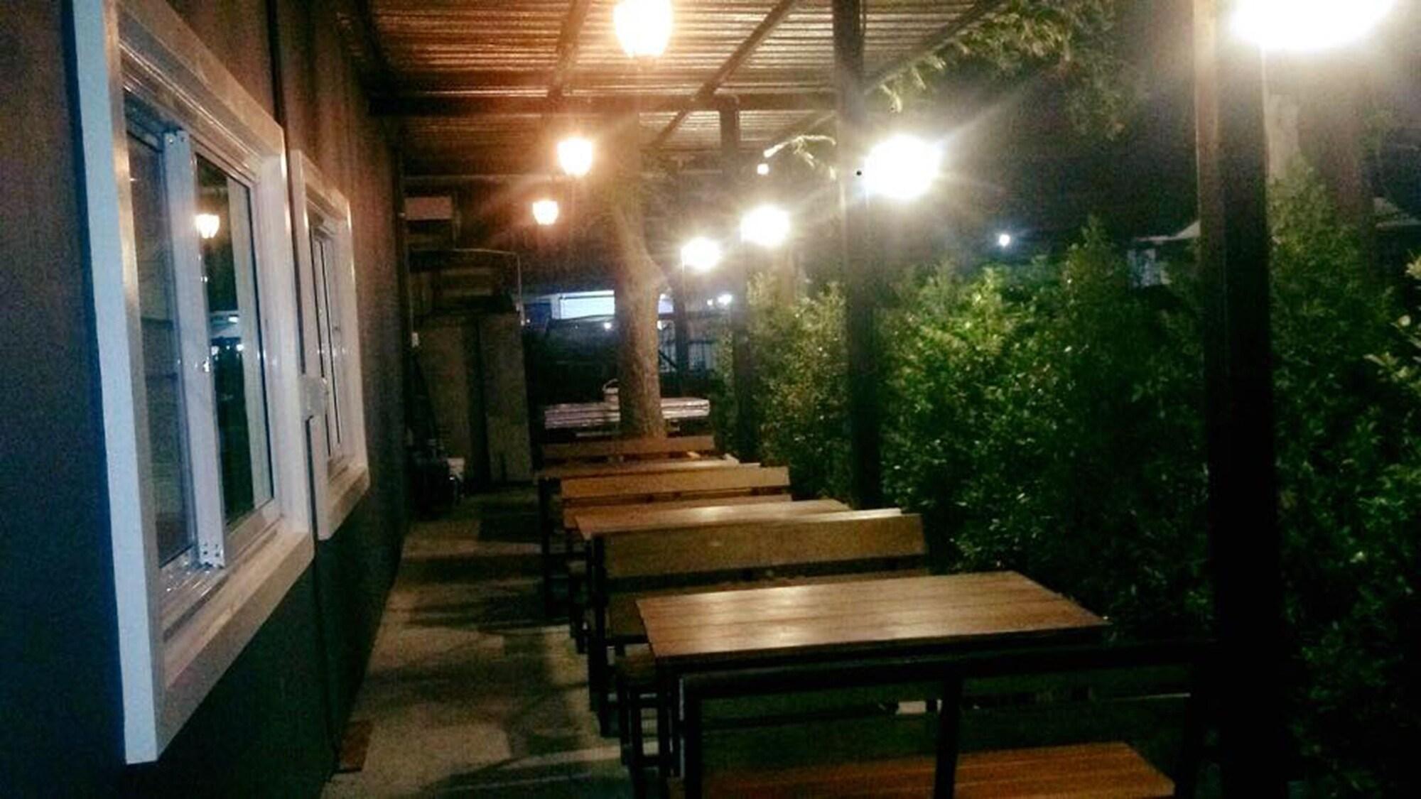 Kun Hotel Nakhonratchasima Eksteriør billede