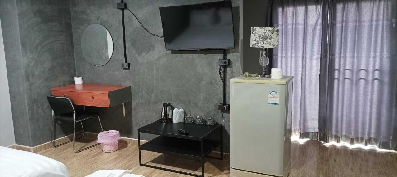 Kun Hotel Nakhonratchasima Eksteriør billede